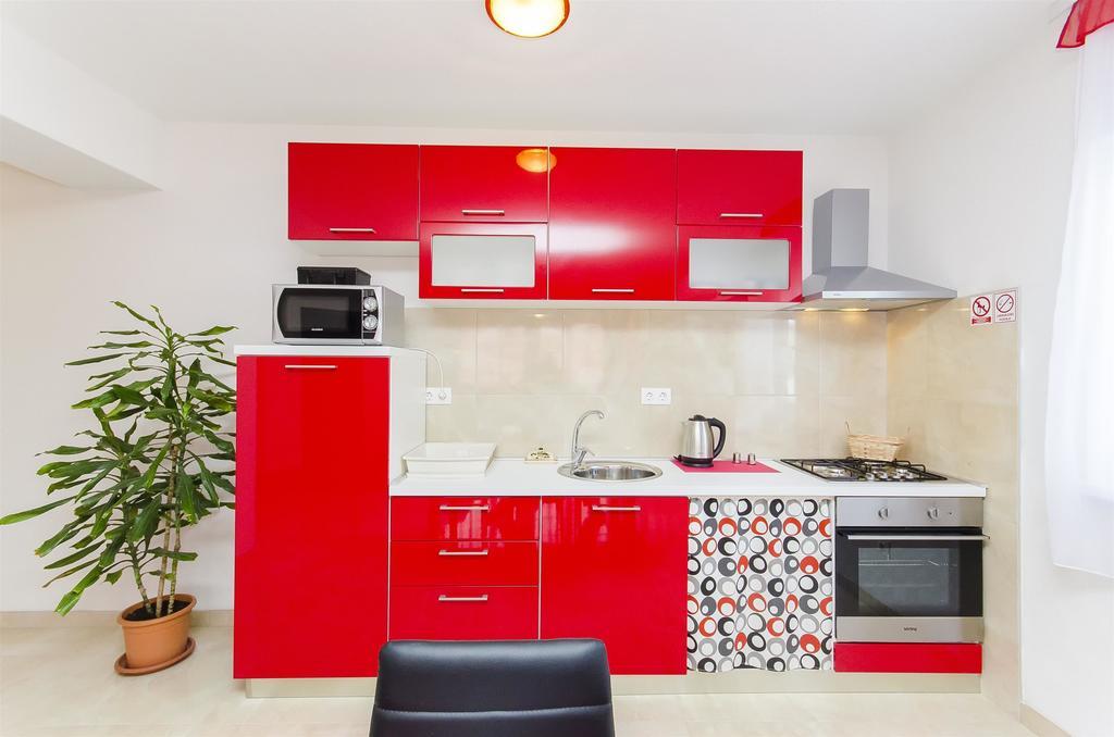 Apartments Branka Трогір Екстер'єр фото