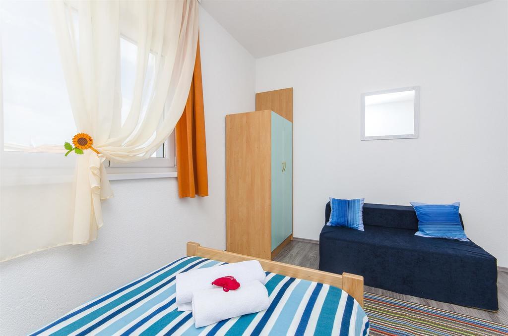 Apartments Branka Трогір Екстер'єр фото