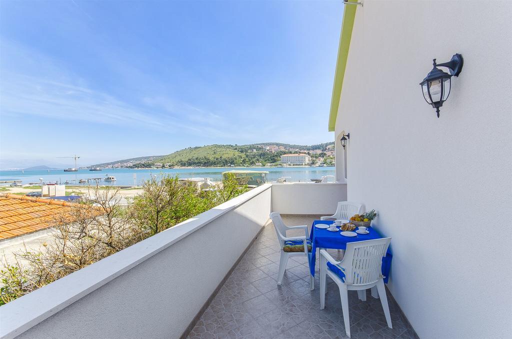 Apartments Branka Трогір Екстер'єр фото