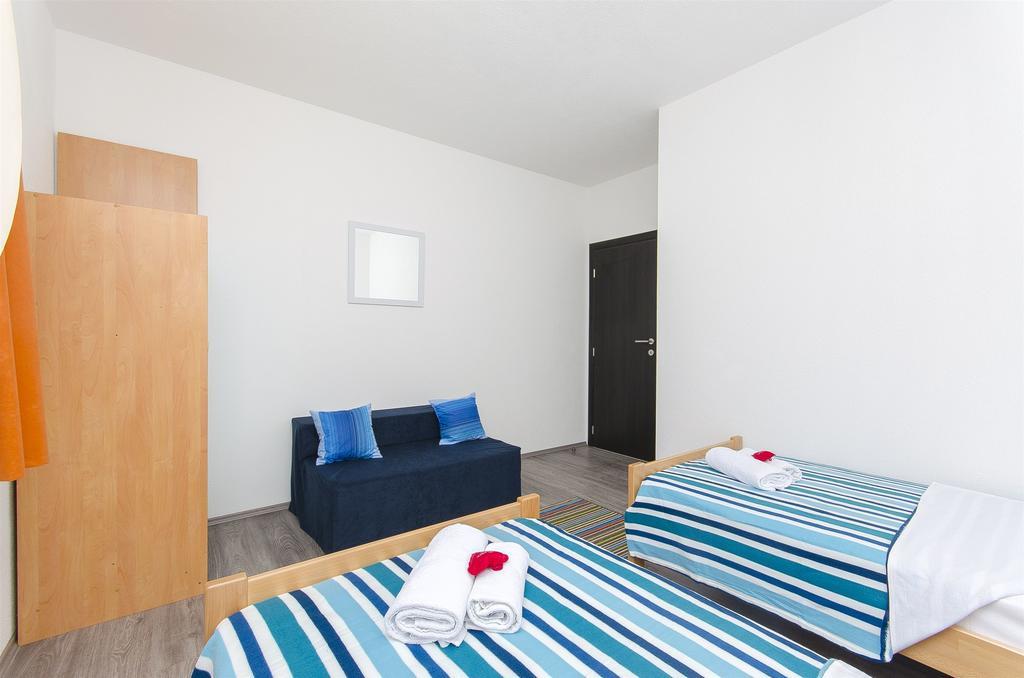 Apartments Branka Трогір Екстер'єр фото