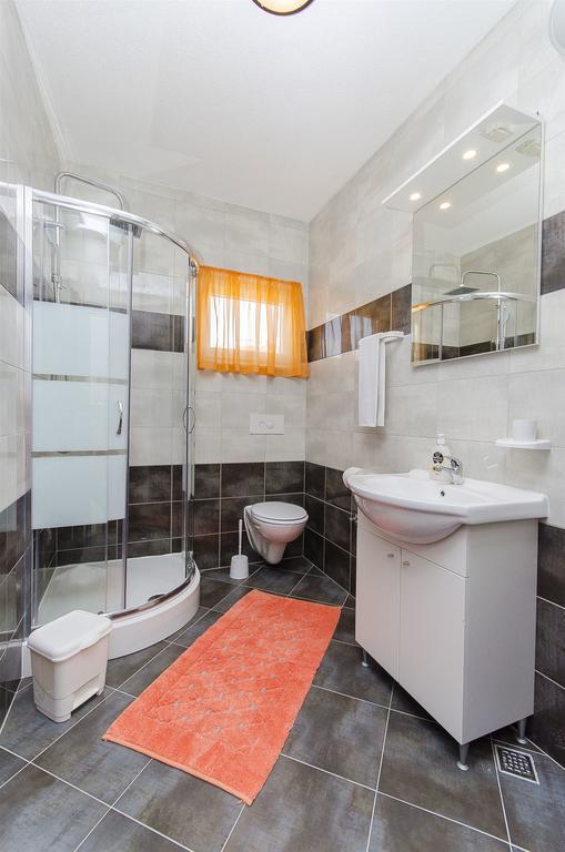 Apartments Branka Трогір Екстер'єр фото