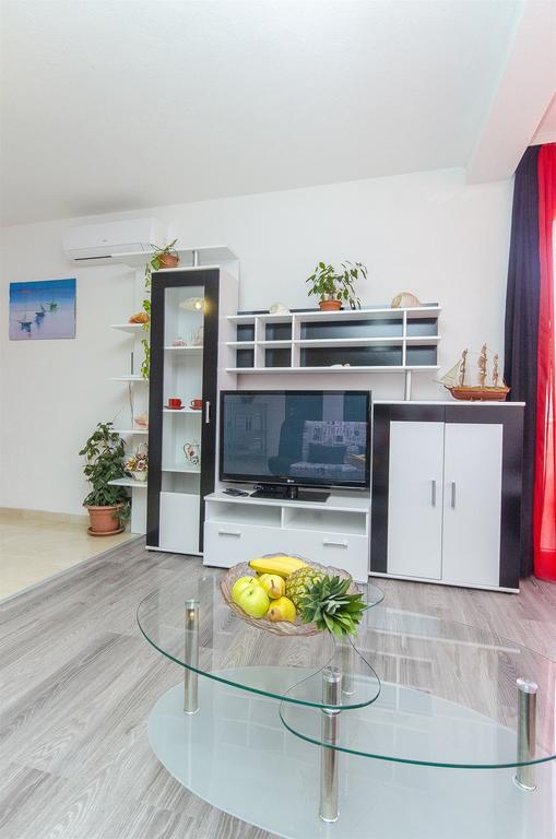 Apartments Branka Трогір Екстер'єр фото